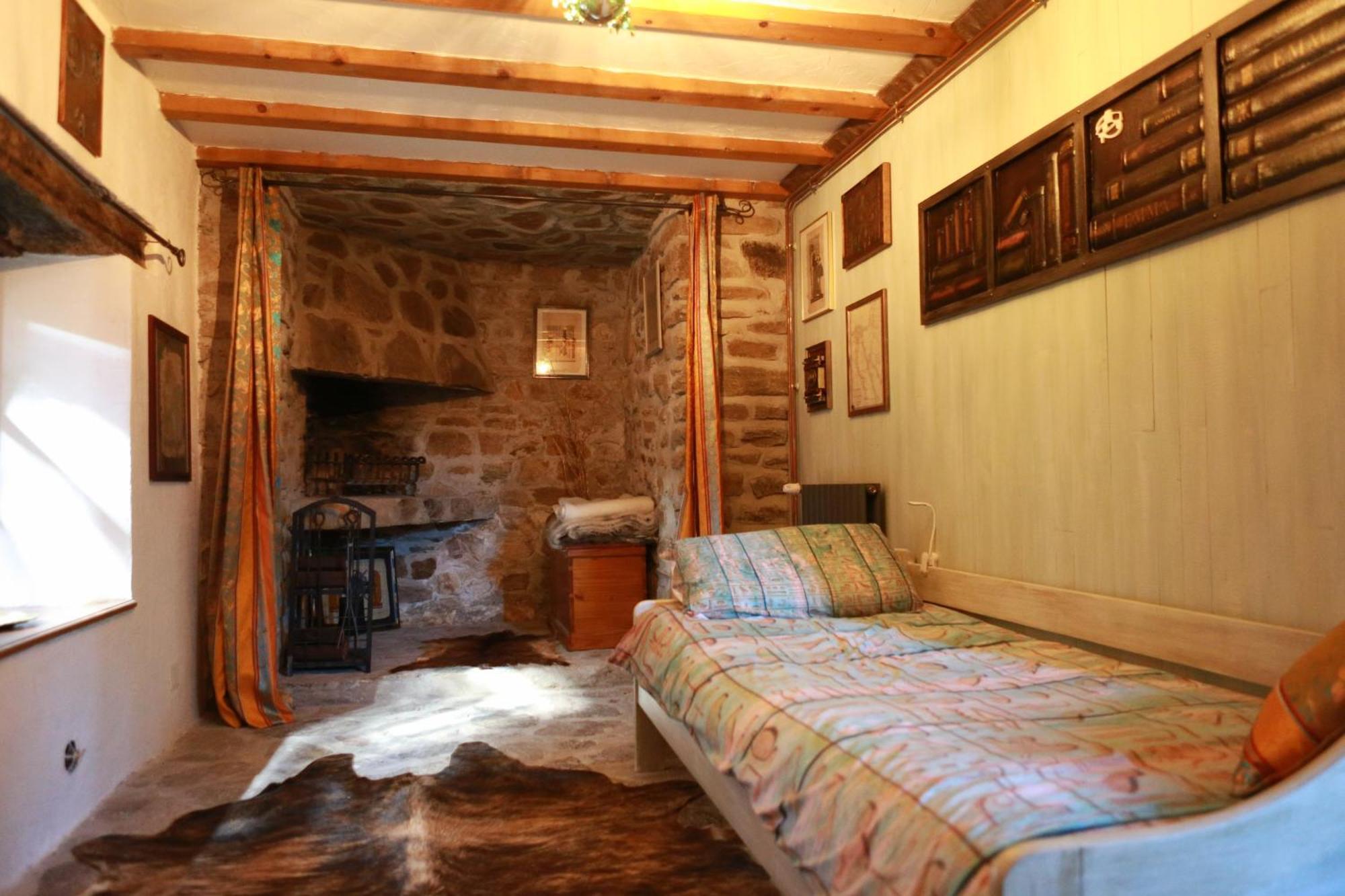 Chambre Steampunk Jules Vernes Bosbonparent Luaran gambar
